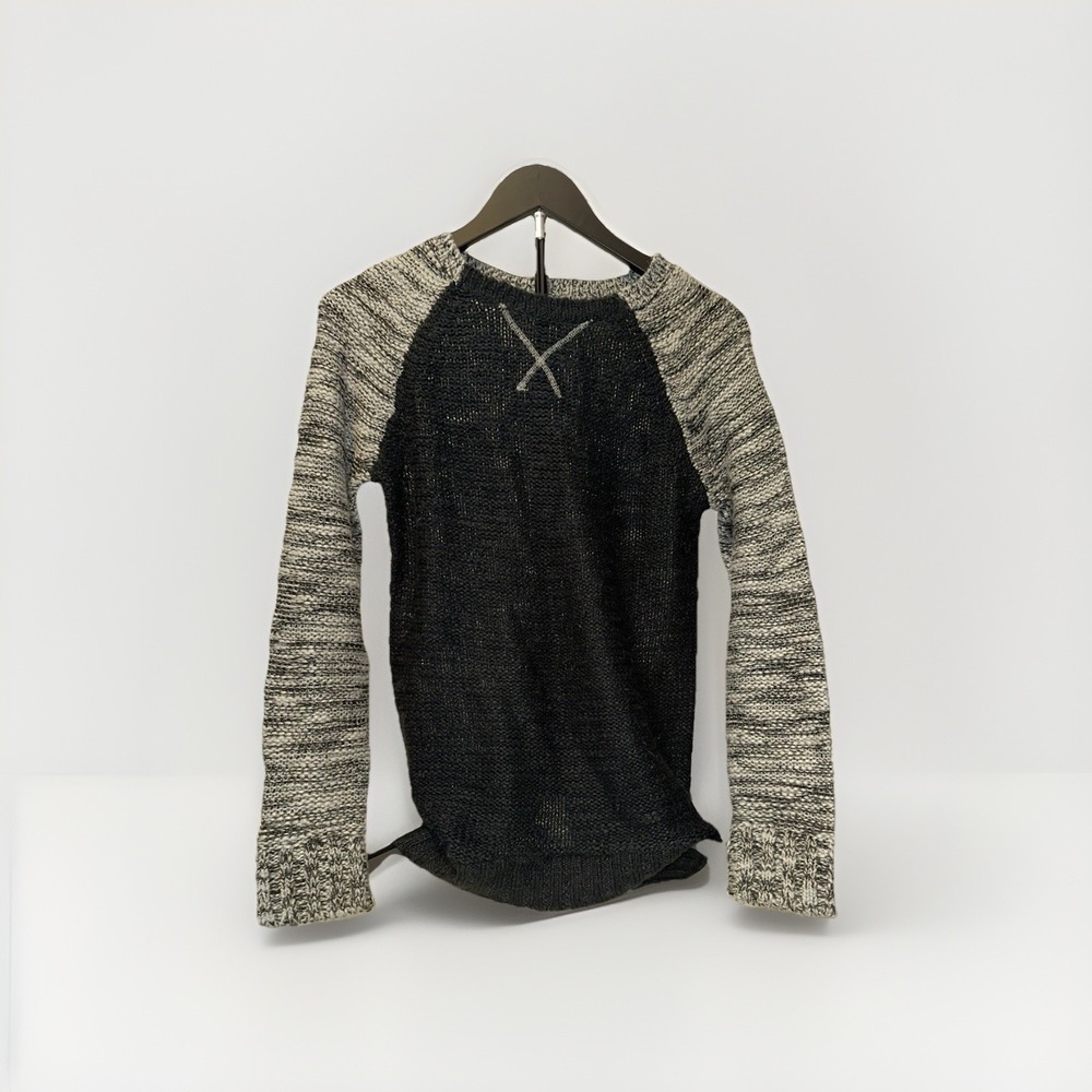 Derek Heart Gray And Black Soft Sweater